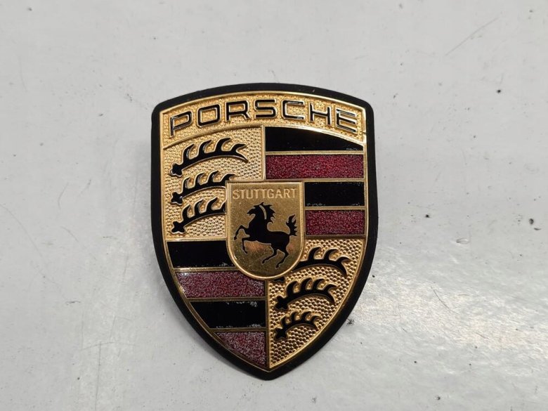 Значок порше
