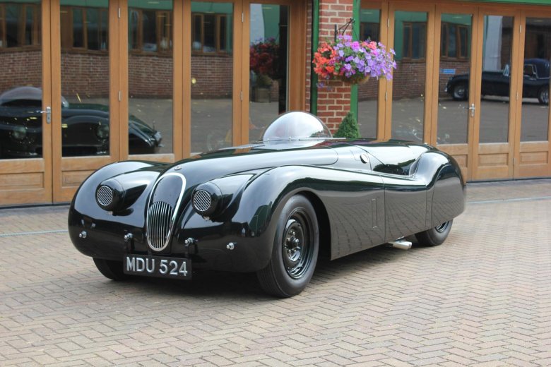 Jaguar xk 120 roadster