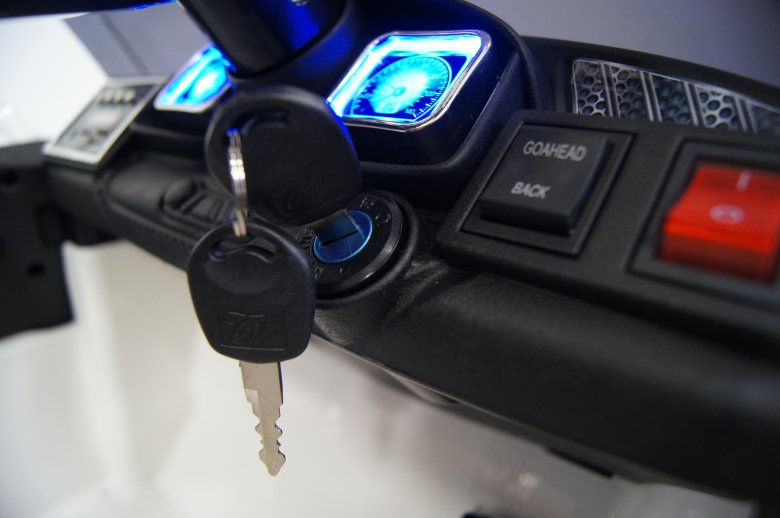 Детский электромобиль rivertoys