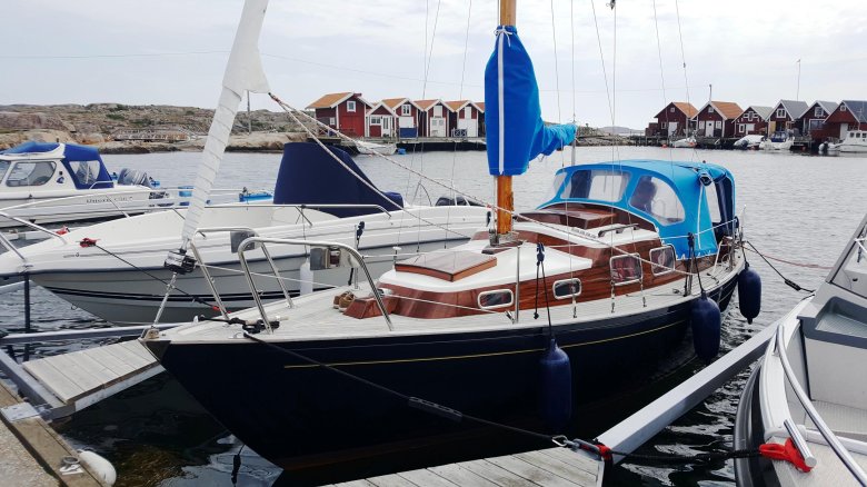 Fisher 37 motorsailer