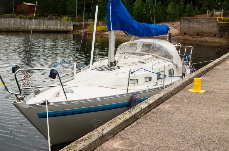 Парусная яхта mamba 29