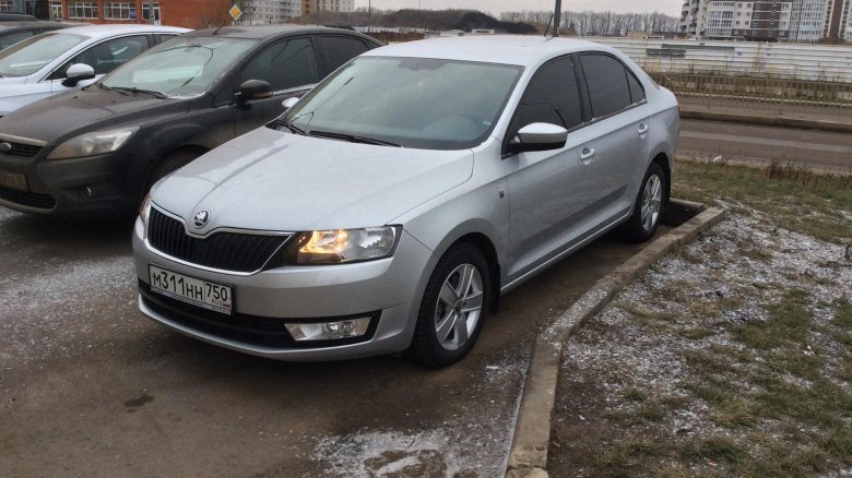 Шкода рапид 2016 серебристый