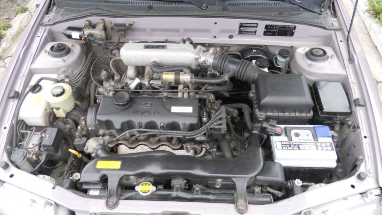 Hyundai accent под капотом
