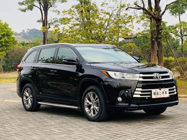 Toyota highlander iv