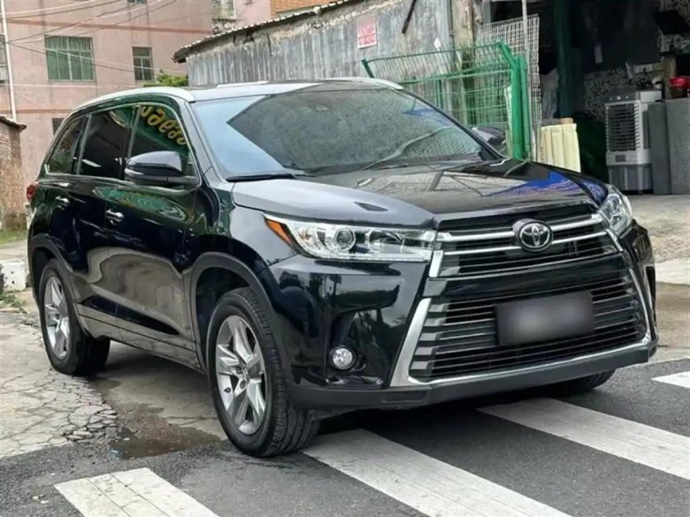 Toyota highlander 2021