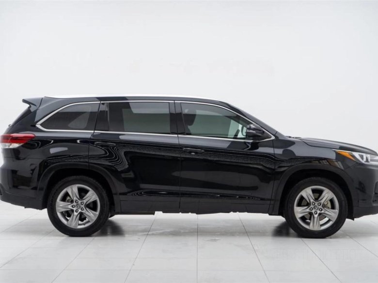 Тойота хайлендер 2014 серый