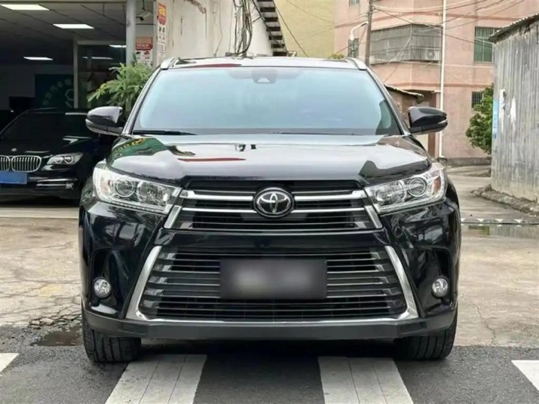 Toyota highlander 2021