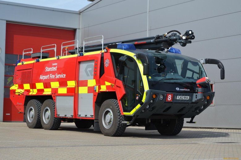 Пожарная машина пожарный