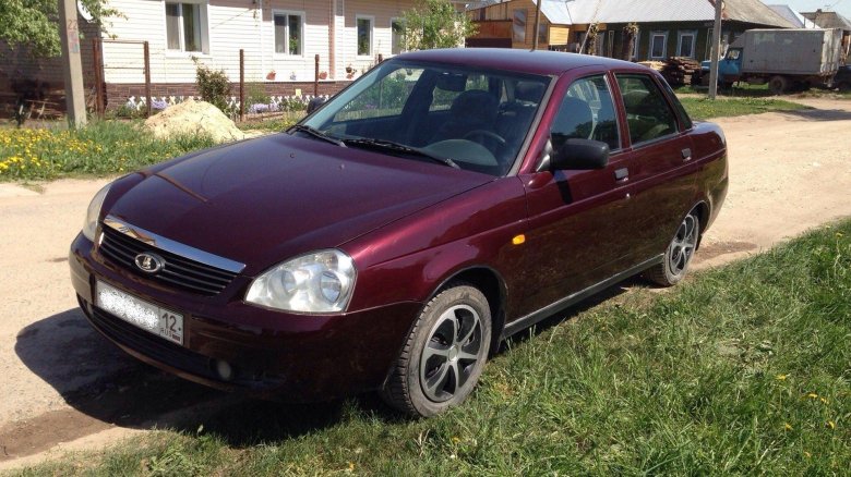 Лада приора седан