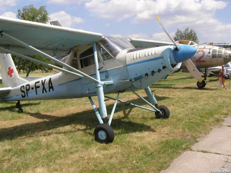 Самолет l-60 бригадир