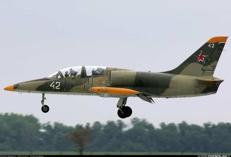 Самолет л 39