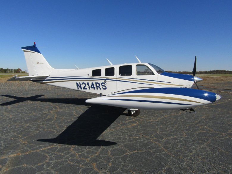 Самолет бичкрафт бонанза