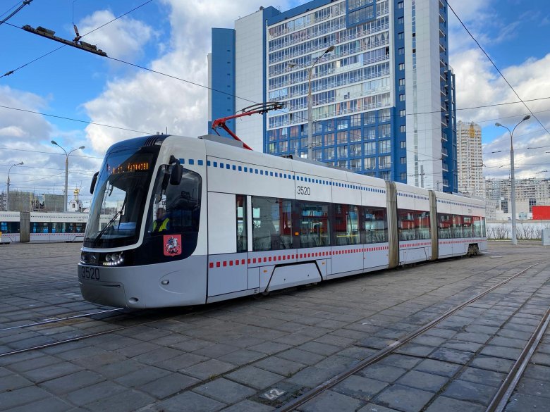 Трамвай pesa fokstrot