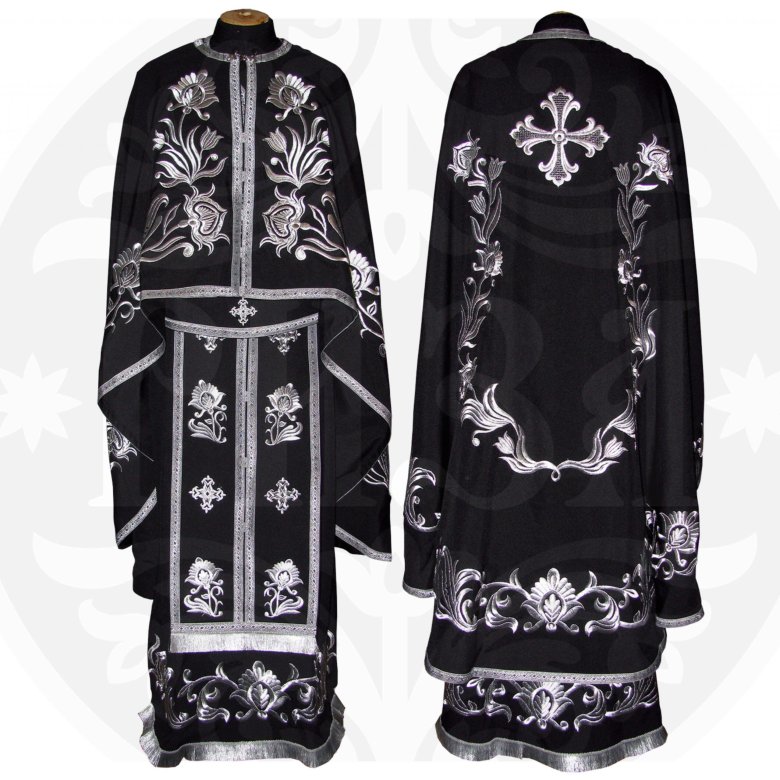 Черное облачение священника в великий пост