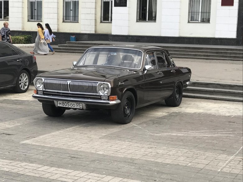Газ 24 волга черная