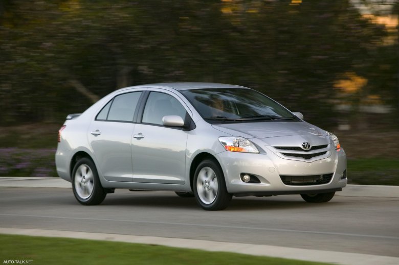 Тойота ярис 2009 седан