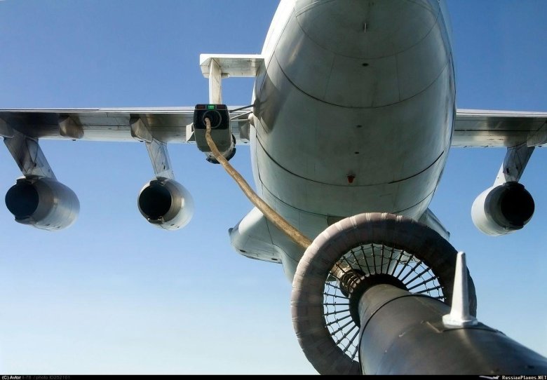 Ил-78 дозаправка