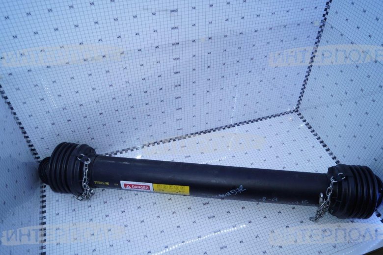 Карданный вал в сборе