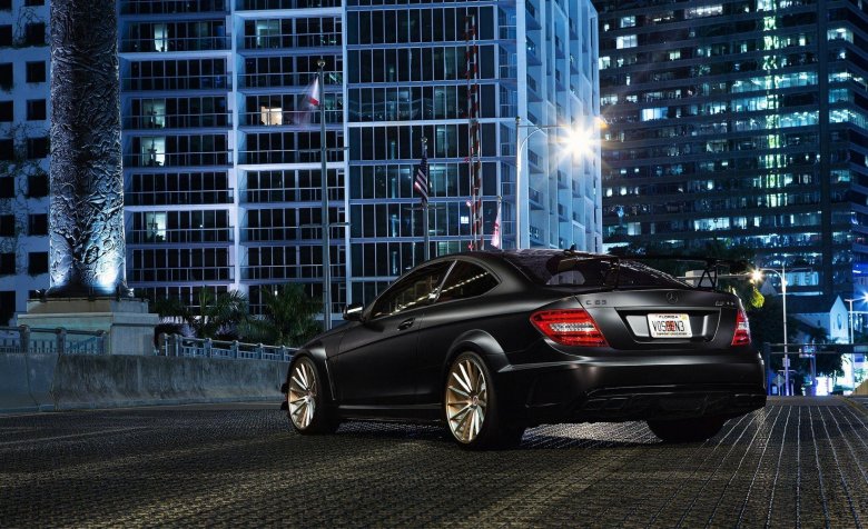 Mercedes benz c 63 amg black series