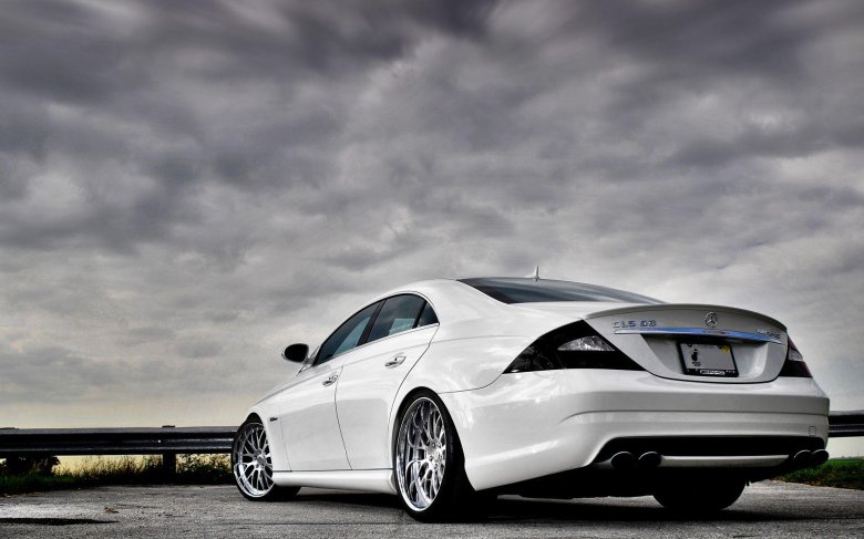 Mercedes benz cls 63 amg