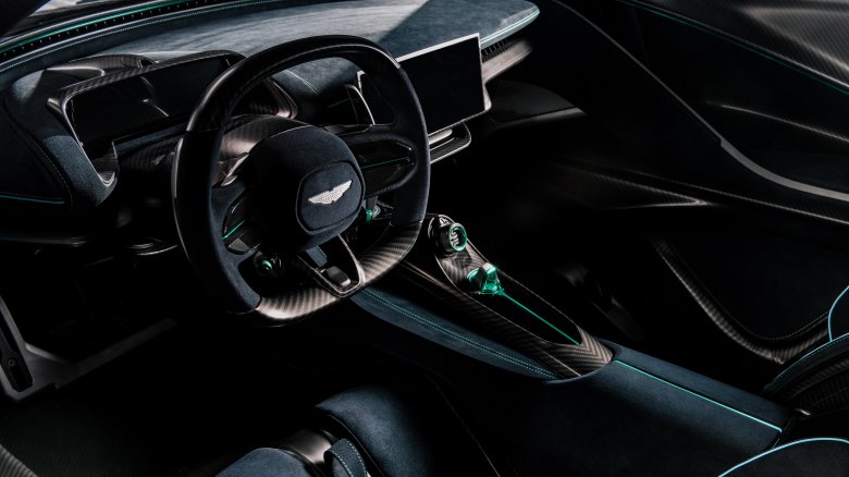 Астон мартин вальгалла