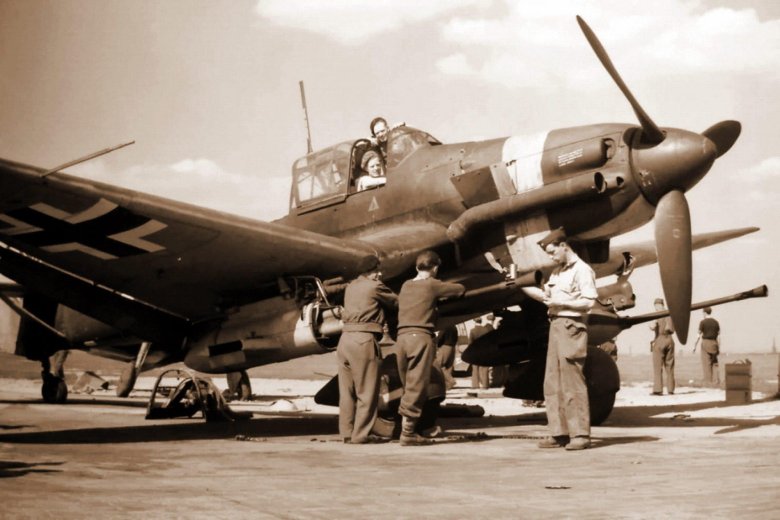 Юнкерс 87 самолет