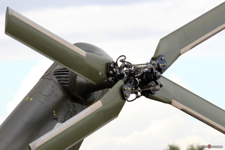 Рулевой винт вертолета ми-8