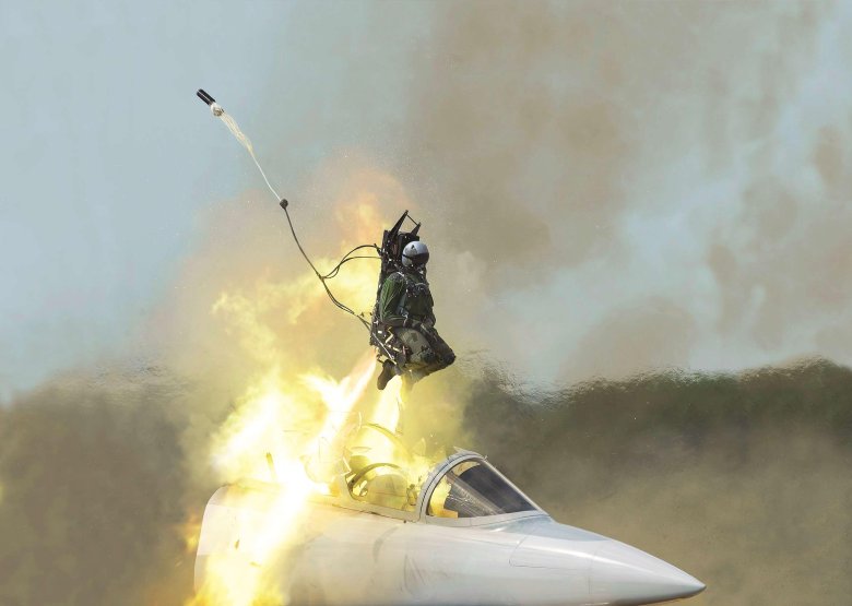 Су-27 катапультирование