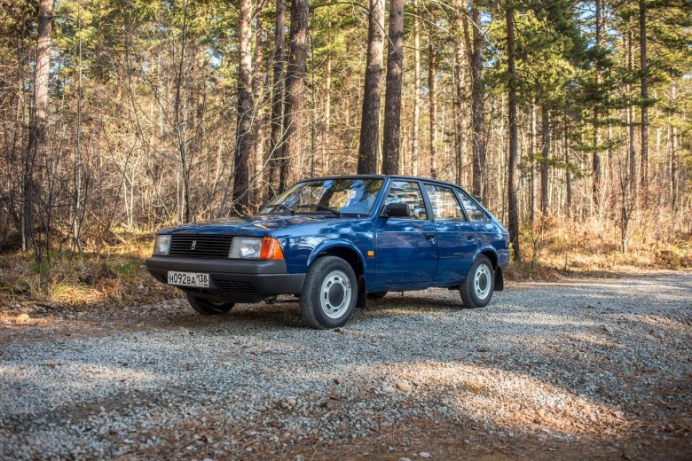 Москвич 2141 легковой автомобиль