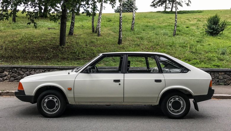 Москвич 2141 легковой