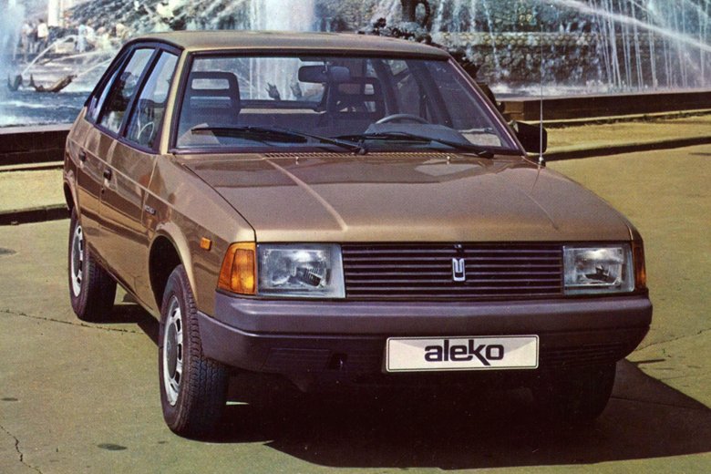 Автомобиль москвич 2141