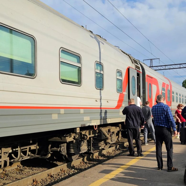 Поезд мурманск адлер