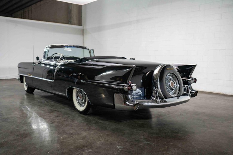 1957 cadillac eldorado biarritz