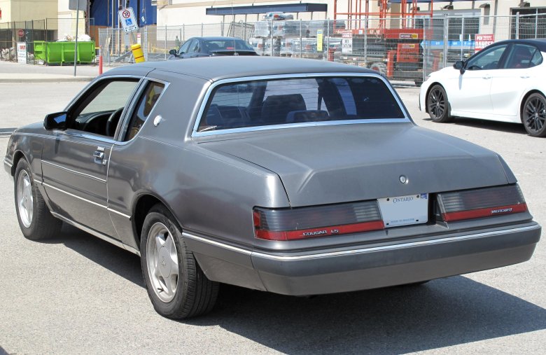 Mercury cougar 1983