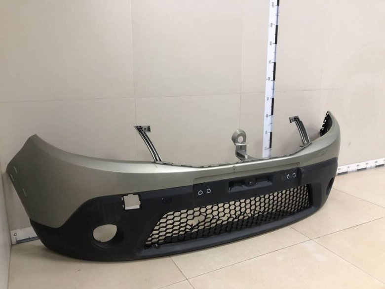 Бампер передний renault