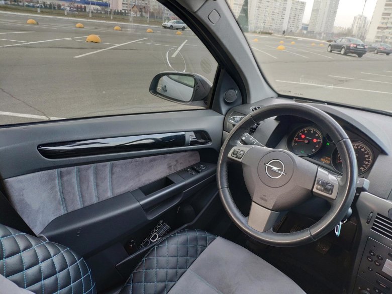 Салон опель астра h