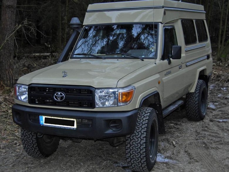 Toyota land cruiser 78