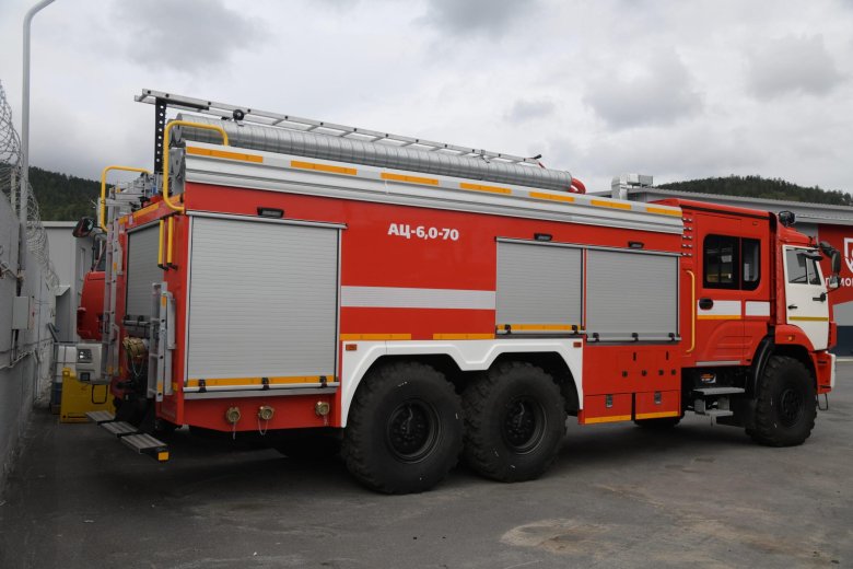 Пожарный камаз 43118 ац 8.0-40