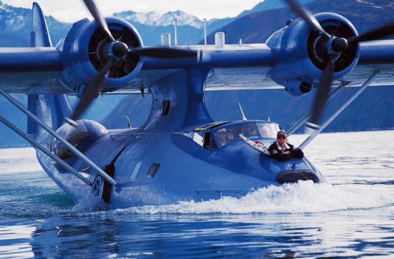 Гидросамолет каталина 2-х моторный