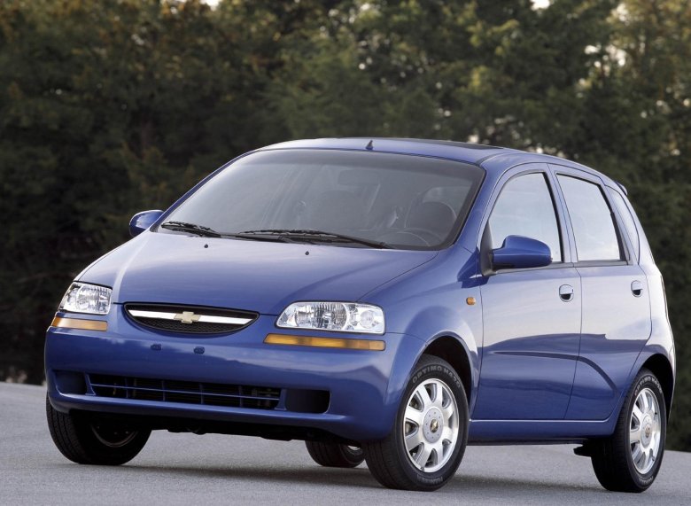 Chevrolet aveo 2004 хэтчбек