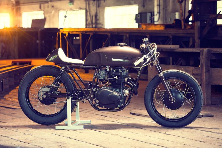 Honda cb 250 cafe racer