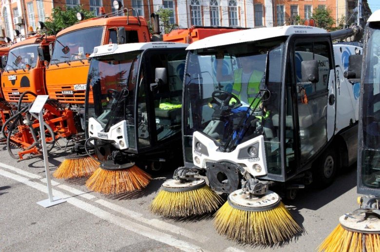 Подметально-вакуумная машина вкм-2020