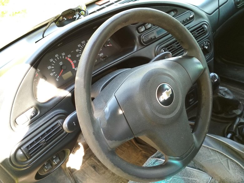 Руль нива шевроле 2008