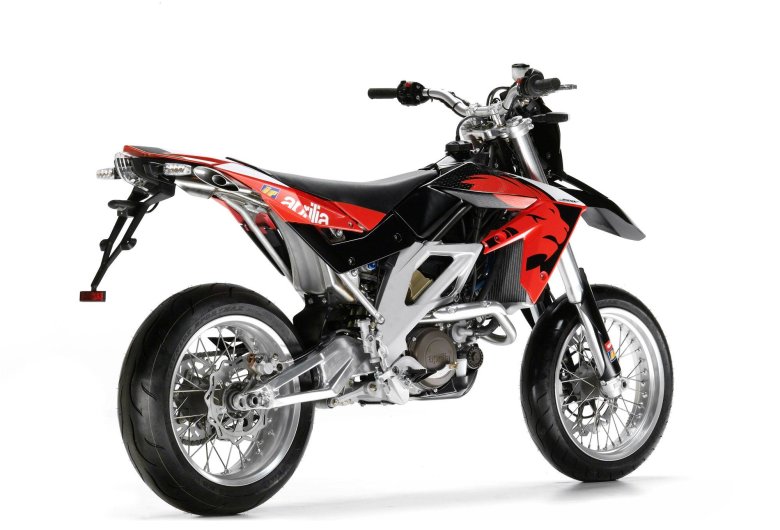 Априлия sxv 550