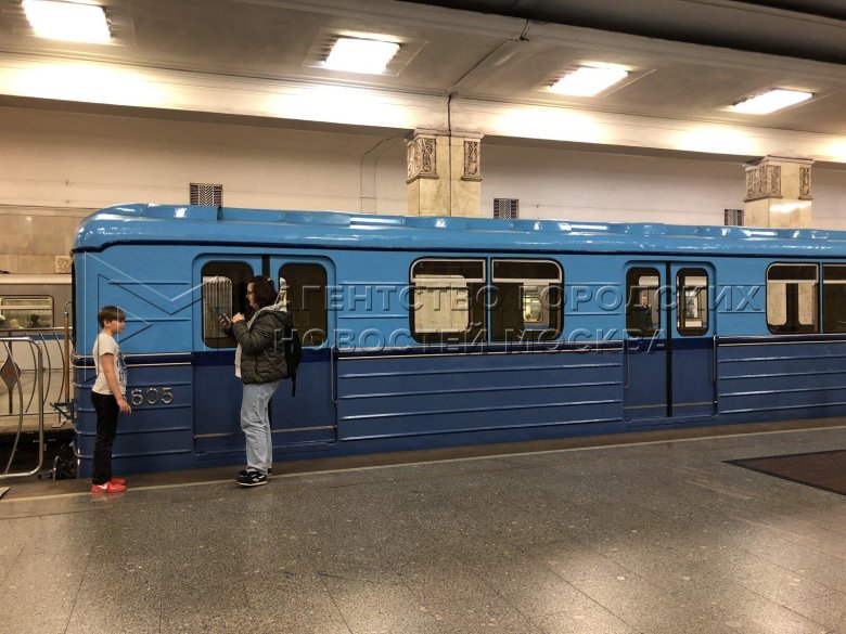 Вагоны метро москва