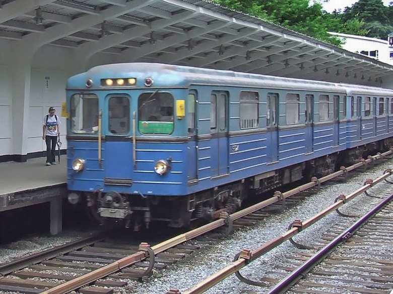 Еж 3 вагон метро