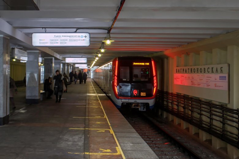 Багратионовская станция метро