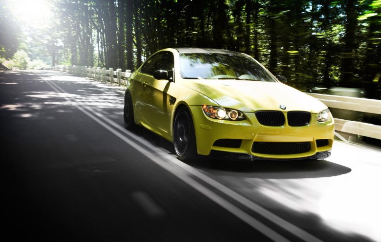 Bmw m3 e92 yellow