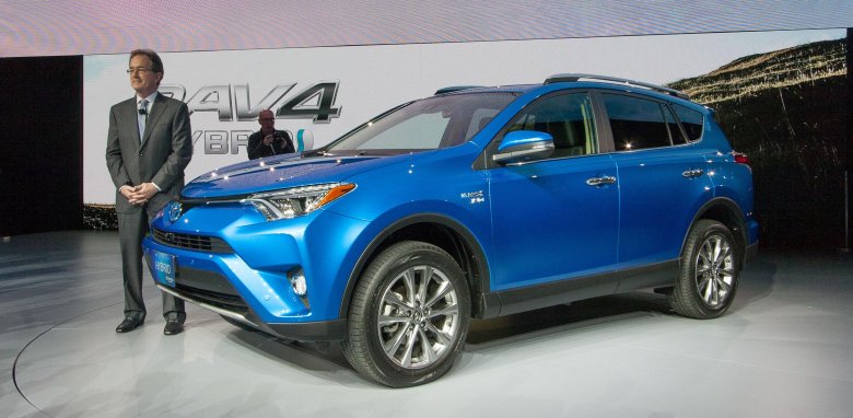 Тойота рав 4 2016