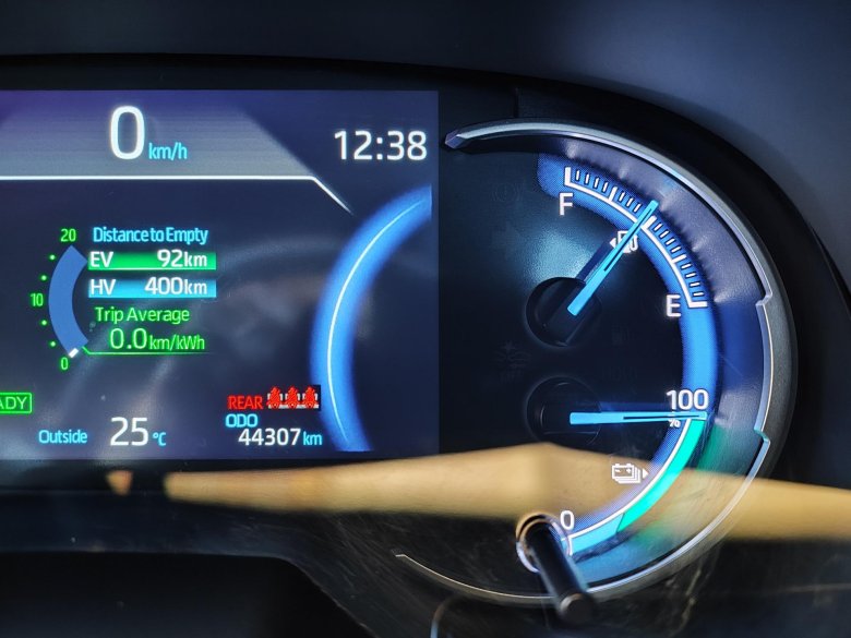 Toyota rav4 панель приборов